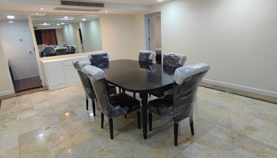 Luxury Condo for rent now 3 Beds size room too big at sukhumvit soi 18