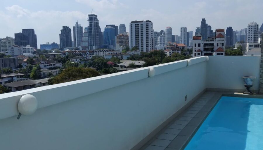 Luxury Condos for rent Sukhumvit42-63 fully furnished contract 1 year at least