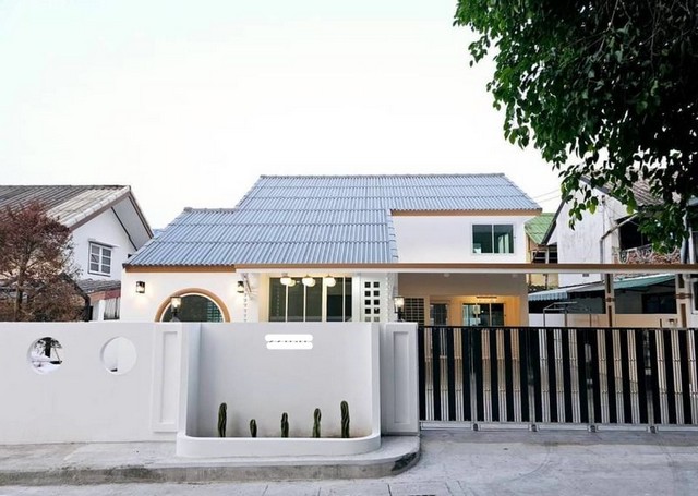 ขายบ้านเดี่ยว รีโนเวทใหม่ สไตล์มินิมอล (มบ.เหนือลิขิต ศรีราชา)