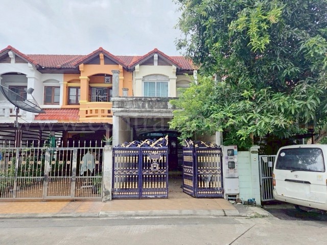 ทาวน์เฮ้าส์ นันทนาการ์เด้น 2 รัตนาธิเบศร์ – ท่าอิฐ ถนนเมน