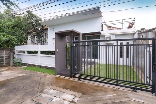 ให้เช่า บ้านเดี่ยวชั้นเดียว 50ตรว. ถ. เลียบทางด่วนรามอินทรา
