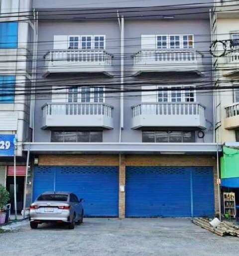 ไทวัสดุ นครปฐม 600ม.แม็คโคร 1กม. ติดถนนใหญ่ 3นอน 3.5ชั้น 2คูหาทะ