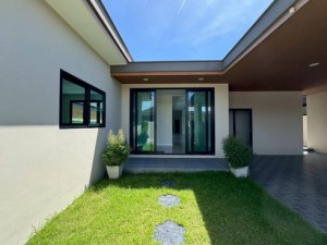 พัทยา บ้านใหม่ยังไม่เคยเข้าอยู่ ราคาถูกกว่าทุกหลังใกล้เคียง