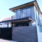 ขายบ้านพลูวิลล่าอย่างสวยใจกลางสุขุมวิท มีสระว้ายน้ำส่วนตัว