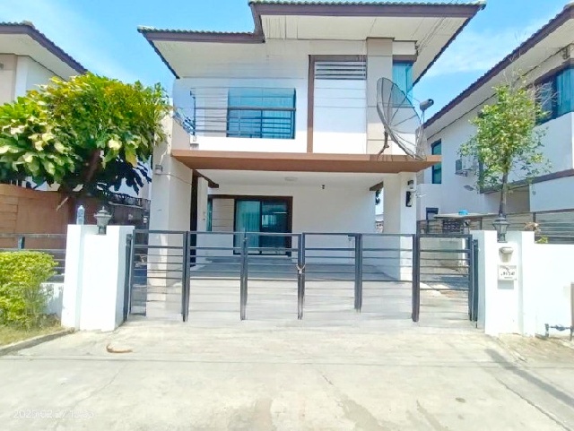 รร.เปรมฤทัย ลำลูกกา 500 ม. ถูกที่สุดในโลก ลำลูกกาคลอง6 2ชั้น