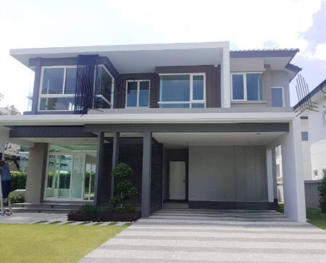 บ้านเดี่ยว เดอะ แกรนด์ ปิ่นเกล้า-เดอ ไพน์ หน้าบ้านไม่ชนใคร สงบร่ม
