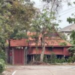 ขายบ้านทรงไทย มนต์เสน่ห์บ้านไม้ พร้อมบึงน้ำภายในบ้าน นนทบุรี