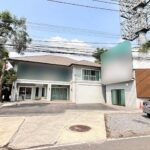 ขายบ้าน 2ชั้น ริมถนนประดิษฐ์มนูธรรม เลียบด่วนเอกมัย-รามอินทรา