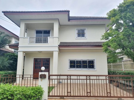 บ้านใกล้มอเตอร์เวย์ ศรีราชา