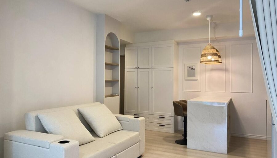 ให้เช่า A Space Mega (เอ สเปซ เมกา) คอนโดทำเลทอง ติดเมกาบางนา วิวสูง ชั้น 22