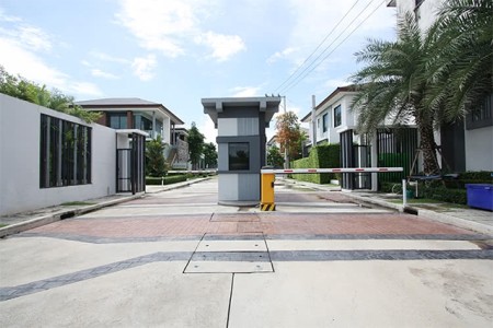 วิสดอม กรีนทาวน์ 2 บ้านเดี่ยว เพชรเกษม 69 บ้านเดี่ยว หรู เพชรเกษม สังคมเหนือระดับ