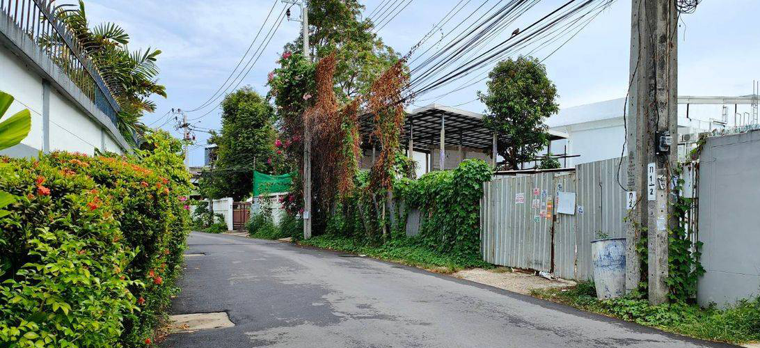 ขาย ที่ดิน ที่ดินแปลงสวยสุขุมวิท71 ราคาถูกสุด ที่ดินสุขุมวิท71แปลงหายาก เพียง203,500บาท/ตร.วา ลงทุนอสังหาใจกลางเมือง