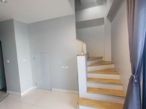 ขาย โฮมออฟฟิศ Wanghin,Naknivas ลาดพร้าว โฮม3ชั้นเหมาะสำหรับทำโฮมออฟฟิศ HomeOffice-For-sale-Ratchada32,Chokchai4, ทำเลเลียบด่วนเกษตรนวมินทร์รัชดา32